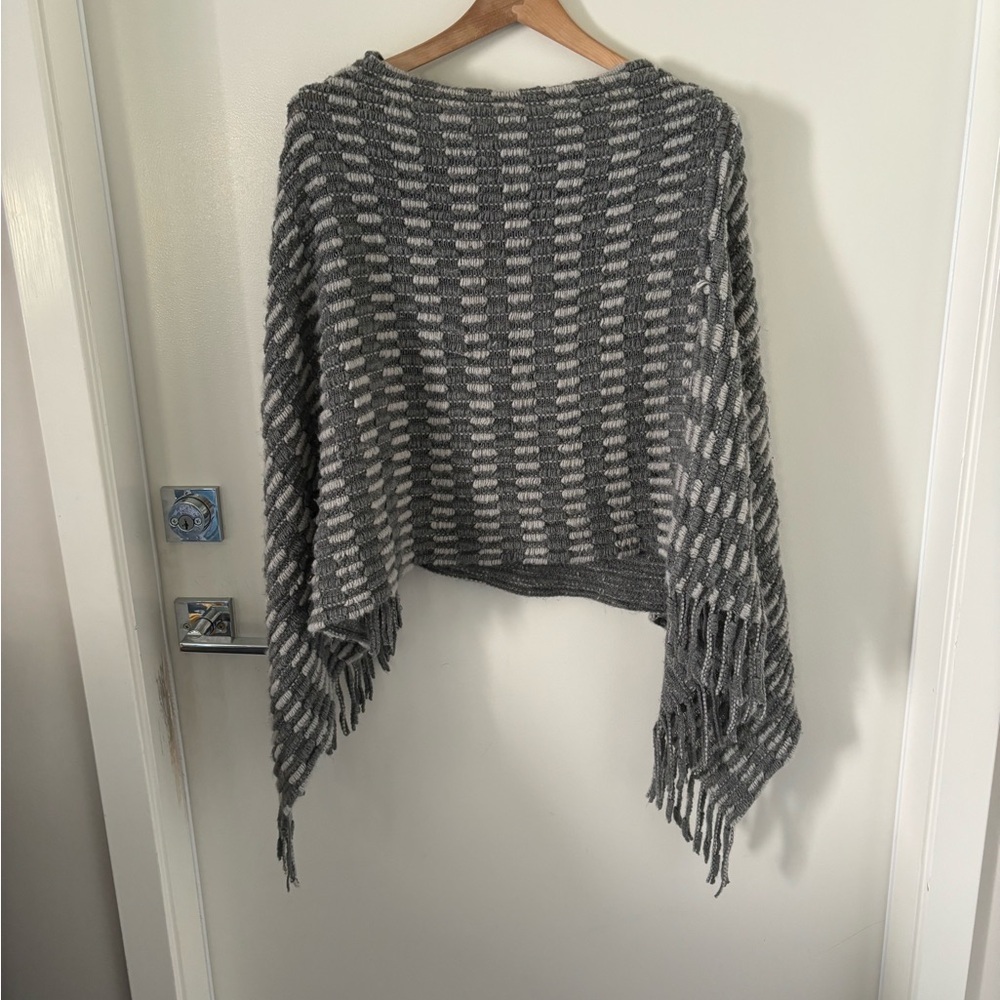 Pancho sweater size for all
